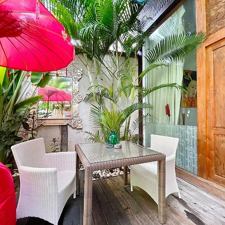 The Secret Jungle Villas Seminyak Exterior photo